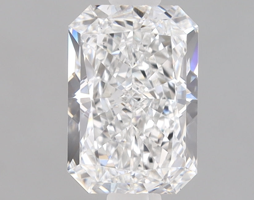 Radiant Cut Diamond 1.0 Carat E Color VS1 Clarity IGI 639467010
