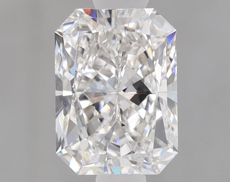 Radiant Cut Diamond 1.0 Carat E Color VVS2 Clarity IGI 640443032